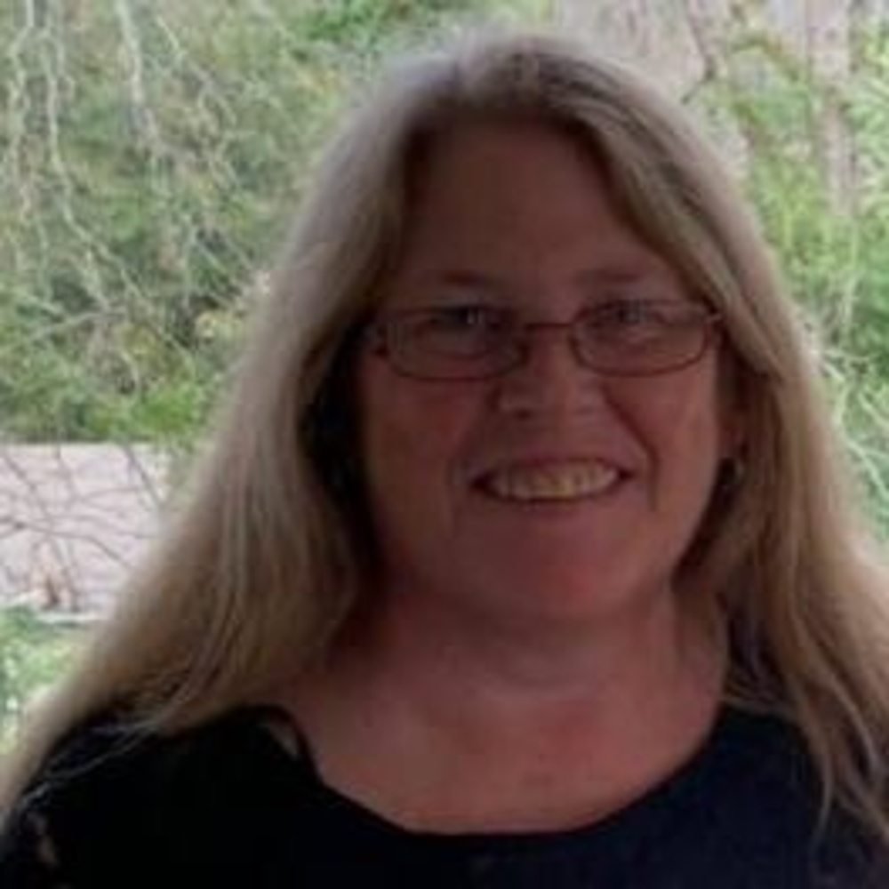 Meet your Posher, Lynne